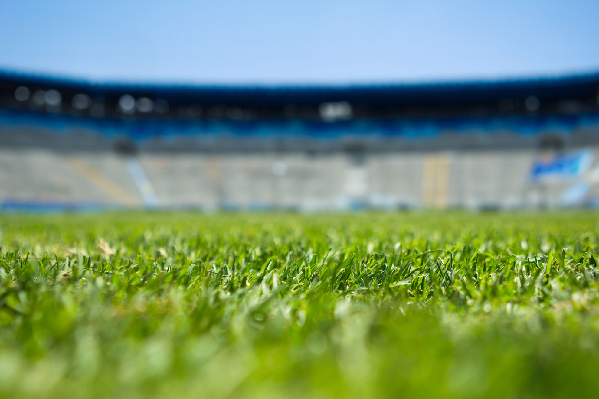 iStock-1626107404_Fußballrasen-19Jun24