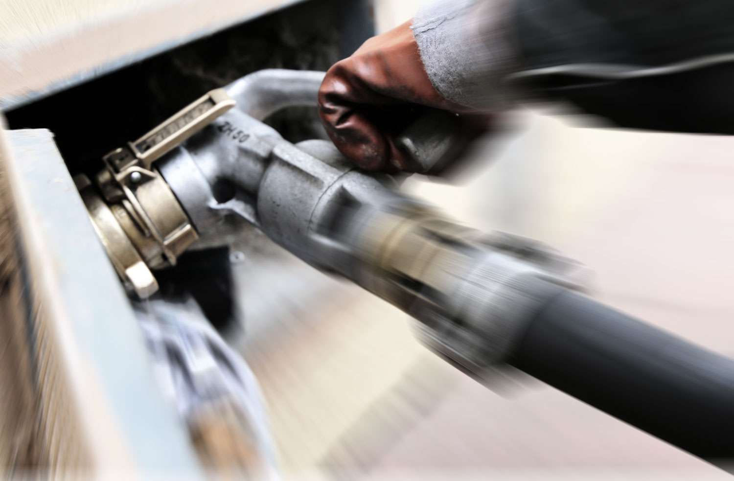 Tankservice für mobile Heizung